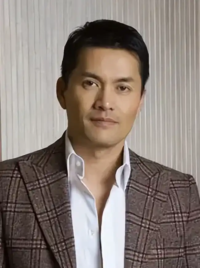 Ray Lui